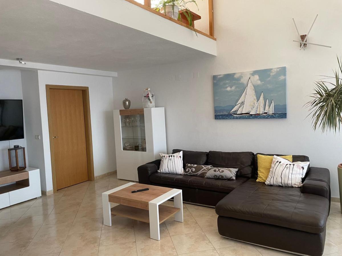 Luce Apartment Кали Екстериор снимка