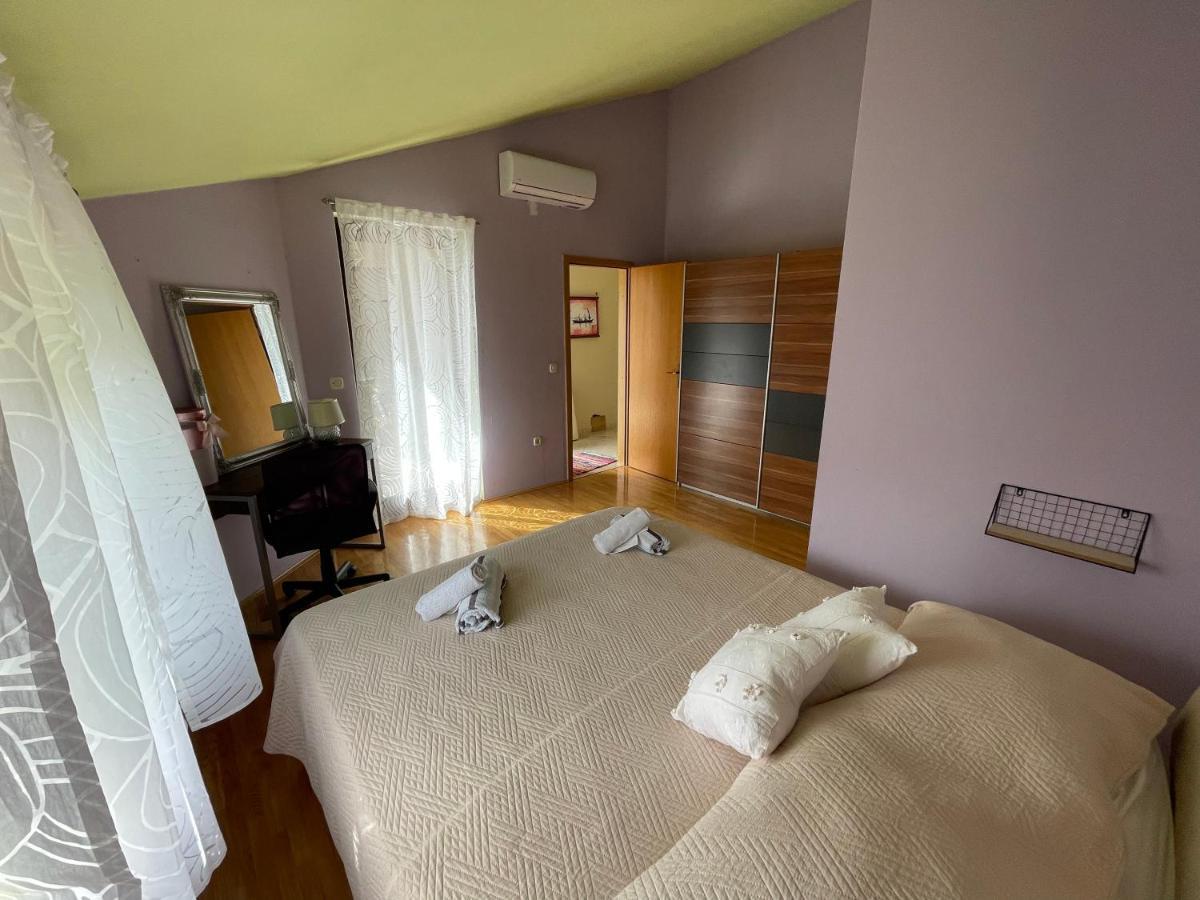 Luce Apartment Кали Екстериор снимка